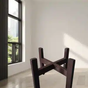 Pedestal de madera marron | 30x32cm