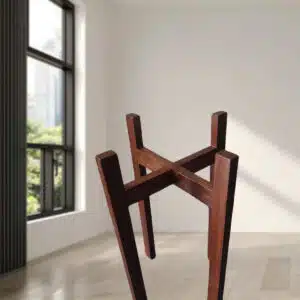 Pedestal de madera marron | 40x27cm