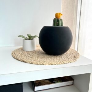 Alternative view of Maceta esfera chica|14cm
